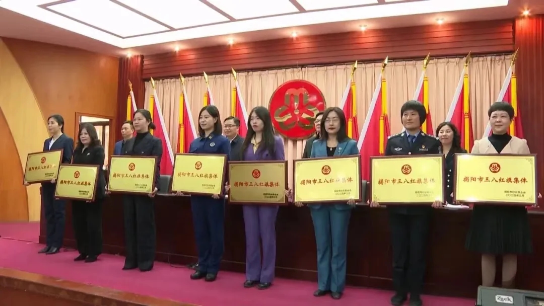 ��ԣҽԺ�ٻ񡰽��������˺��켯�塱�����ƺ�